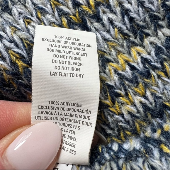 NHL / NASHVILLE PREDATORS BLUE / GOLD KNIT SCARF WITH LOGO - Picture 6 of 6